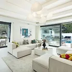 Villa Interni Nueva Andalucia *
