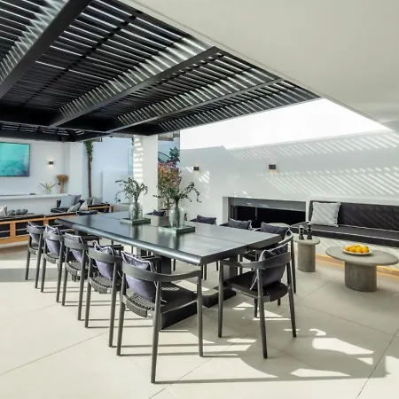 Interni Nueva Andalucia * Marbella