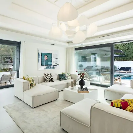 Villa Interni Nueva Andalucia *