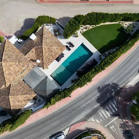 Interni Nueva Andalucia Villa *